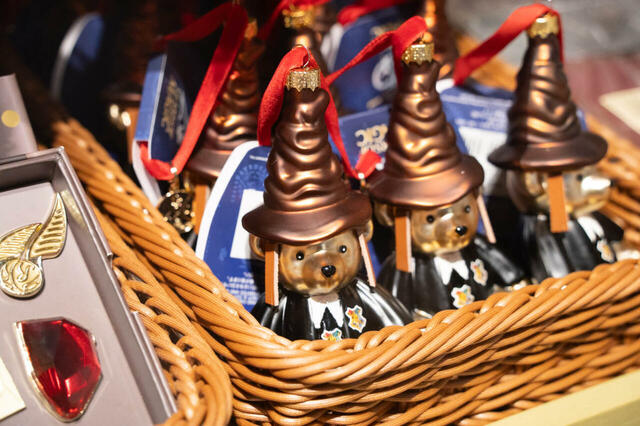 『ハリー・ポッターと賢者の石』 ベア オーナメト 2,600円