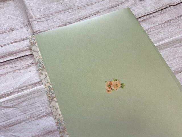 お花のワンポイントがかわいい♪