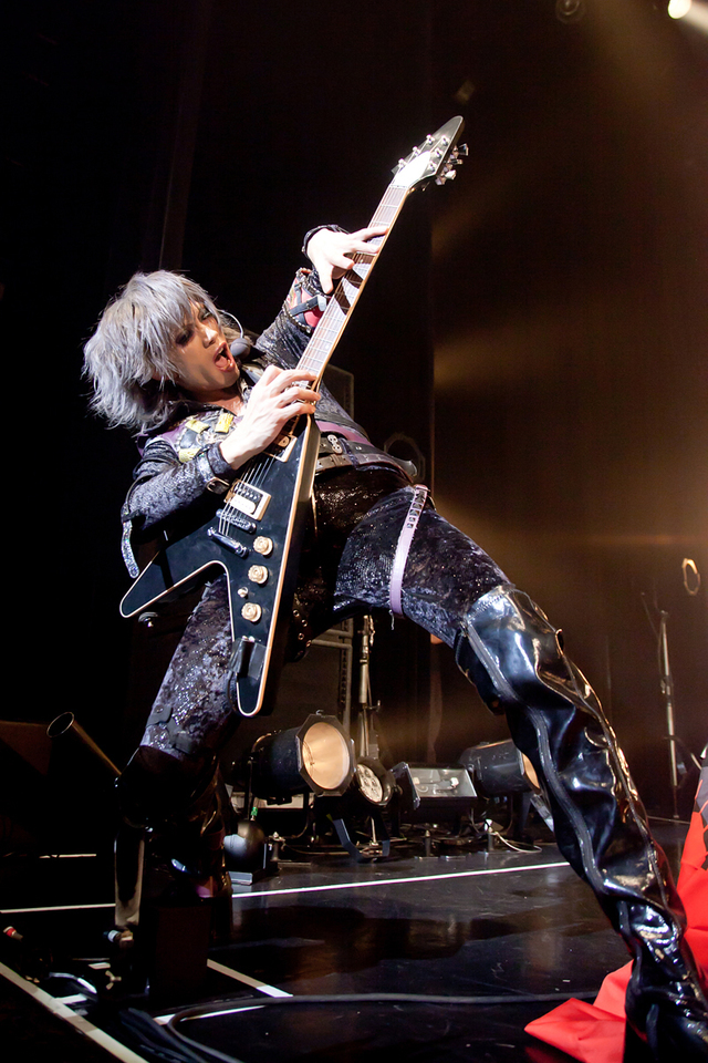 えんそく・クラオカユウスケ（G）／（撮影・さわきみのり）