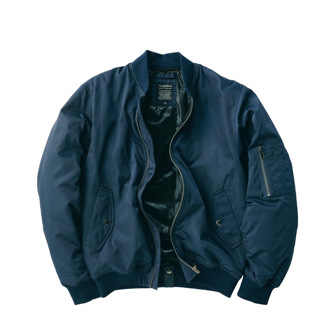 【ワークマンの防寒着売上ランキング 7位】「裏アルミMA-1タイプジャンパー」2,900円（税込）