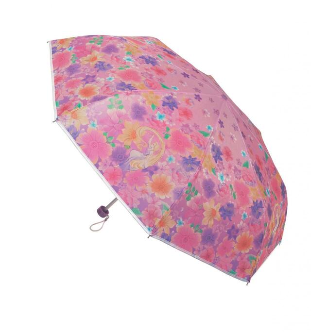 折りたたみビニール傘（選べるキャラクター）｜￥ 2,990 （税込）© Disney