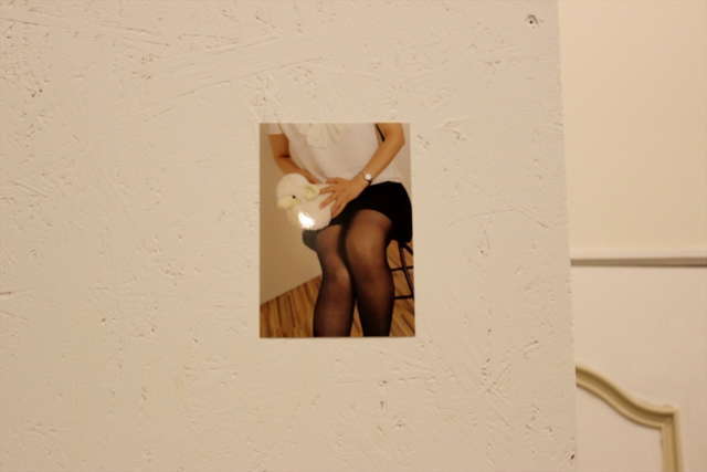 200人のふとももが展示された「曖昧☆ふともも写真館」