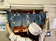 【天茂】「この暖簾に描かれた『天茂』の字が好きなんですよねえ」（粧由里さん）