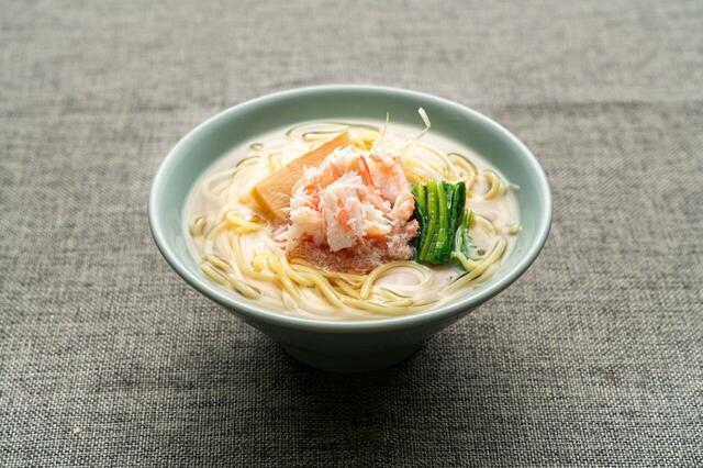 蟹出汁の旨みを活かしたスープが特徴の「蟹ラーメン」【まるごと かに祭】