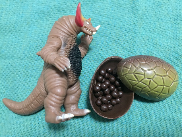 チョコレートくん／パティスリー デリーモの「プティウフ」