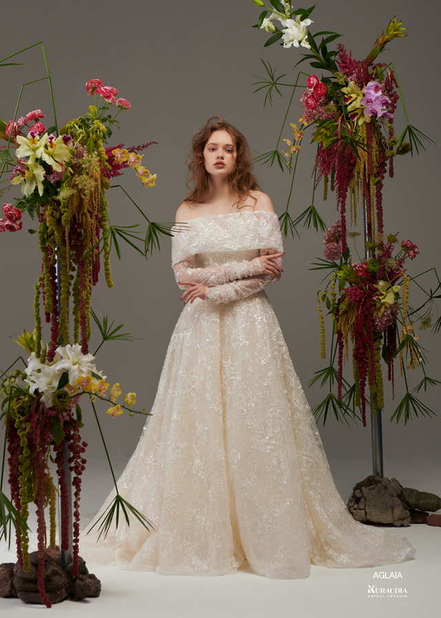 【Irida maison イリーダメゾンのウェディングドレス】AGLAIA（アグライア）