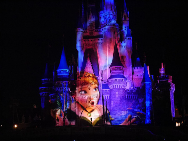 「ワンス・アポン・ア・タイム~スペシャルウィンターエディション~」©Disney