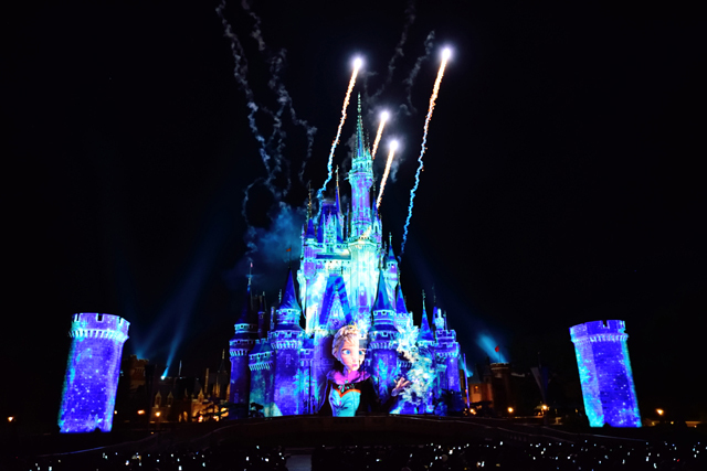 東京ディズニーランド「ワンス・アポン・ア・タイム～スペシャルウィンターエディション～」映画『アナと雪の女王』シーン全公開! ©Disney 41