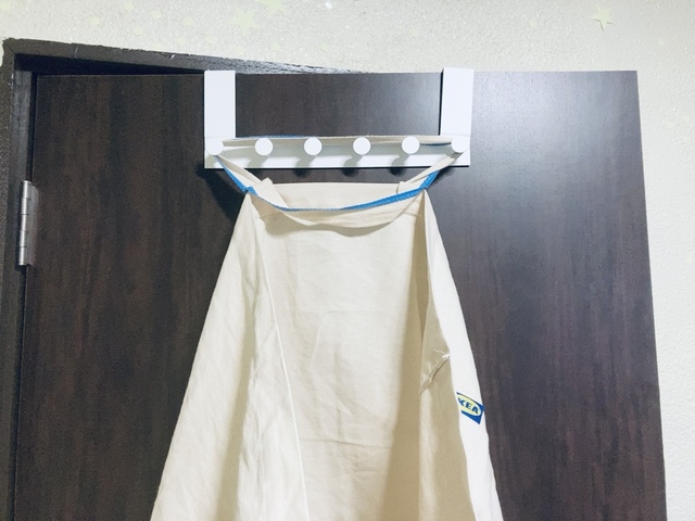【イケア ENUDDEN エヌーデン】ドアフックはプラスドライバーを使って組み立て。わずか1分ほどで完成!