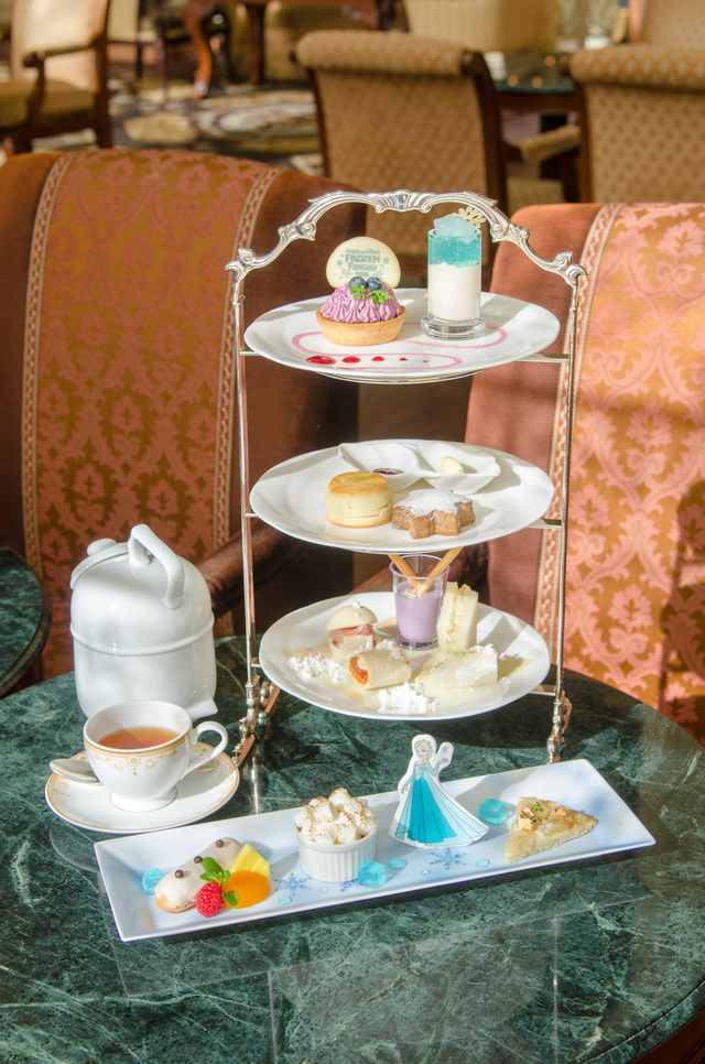 「ドリーマーズ・ラウンジ」“アナとエルサのフローズンファンタジー”アフタヌーンティーセット～エルサ～｜東京ディズニーランドホテルホテル 2016年「アナとエルサのフローズンファンタジー」