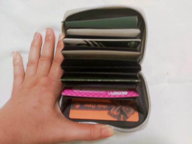 たくさんカードが入る