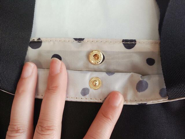 留め具ボタンあり