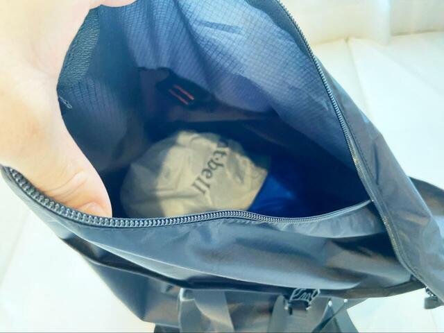 【mont-bell ギアコンテナL】結果、余裕で全て収納できました！大きなぬいぐるみも3つほど入りそうなスペースが余ってます