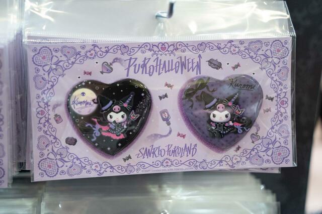 ツイン缶バッジ 880円｜グッズ｜サンリオピューロランド ハロウィーンスペシャルイベント「PUROHALLOWEEN」