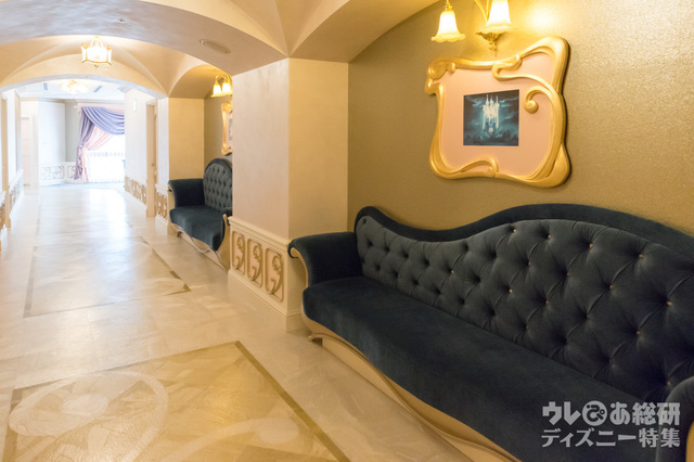 「ビビディ・バビディ・ブティック」廊下|東京ディズニーランド ワールドバザール