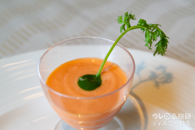 キャロットスープ｜“ディズニー・イースター”ランチブッフェ／ディナーブッフェ｜東京ディズニーシー・ホテルミラコスタ「オチェーアノ」
