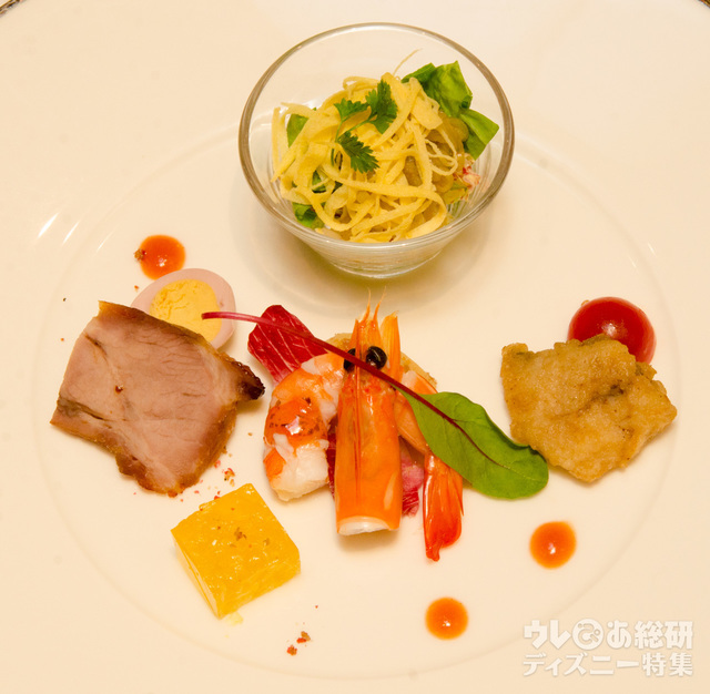 シルクロードガーデン「“ディズニー・イースター” ランチコース」|東京ディズニーシー・ホテルミラコスタ