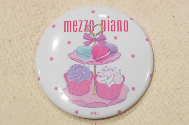 缶バッジ（ランダム5種） 660円｜mezzo piano 35th Anniversary Cafe