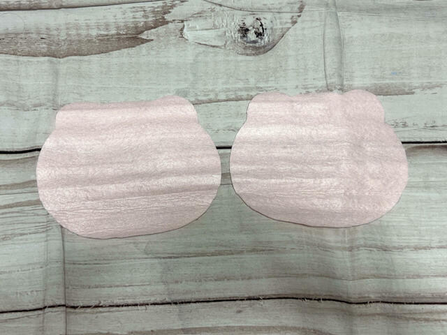 線に沿ってフェルトをカット！