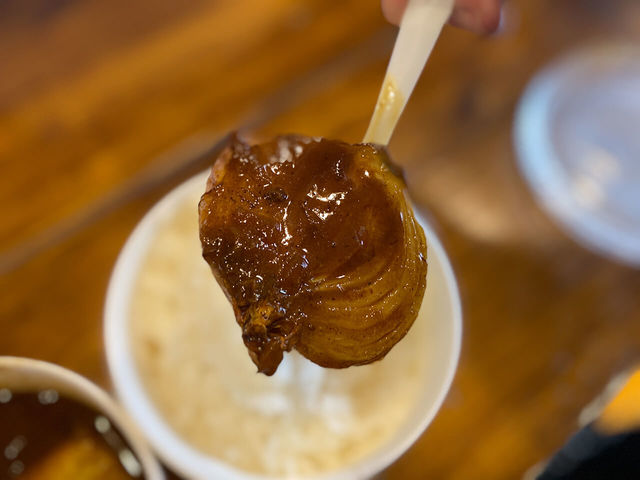 東印度カレー商会　上上豚カレー　玉ねぎも半分