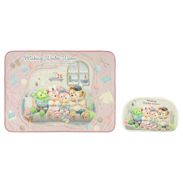 ブランケット 6,200円|東京ディズニーシー「ダッフィー&フレンズのメイキング・ウインター・ウォーム」グッズ|販売店舗:東京ディズニーシー「マクダックス・デパートメントストア」|発売日:2026年11月2日(月)