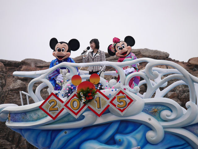 東京ディズニーリゾートのお正月2015(TDSニューイヤーズ・グリーティング)5 ©Disney