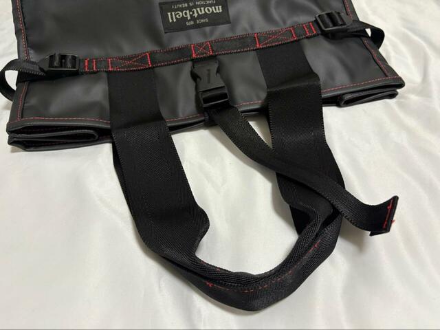 【モンベル　タフトートM】ハンドルの長さは約61cm。中心は山折りになっていて持ちやすいです♪
