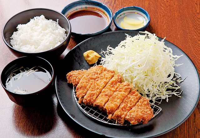 関西とんかつのたまらない名店／とんかつ 三谷（大阪・京橋）　特選熟成ロースとんかつ定食（1300円/150g）