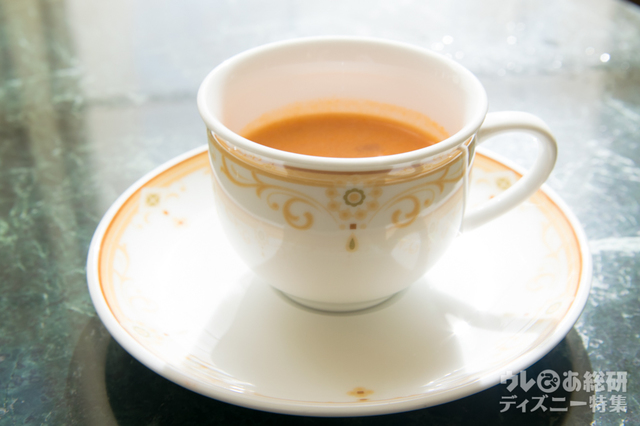 “クリスマス・ファンタジー”アフタヌーンティーセット｜東京ディズニーランドホテル「ドリーマーズ・ラウンジ」