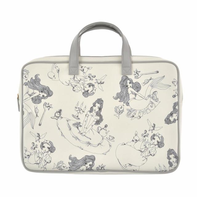 ディズニープリンセス ノートパソコンケース/4,400円 (税込)