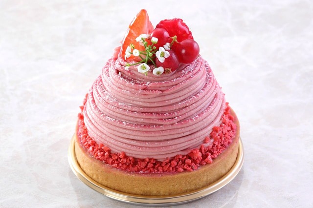 【シェラトン都ホテル大阪／カフェ＆グルメショップ カフェベル】「いちごのモンブラン」800円