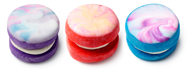 （写真左から）パープル ドレイン（バブルバー）、シトラス アー ドゥーイング イット フォー ゼムセルブ（バブルバー）、マザー オブ パール（バブルバー）