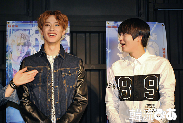 爆笑のジュン(U-KISS)とジェヒョ(Block B) / 『RUN TO YOU～Street Life～』会見