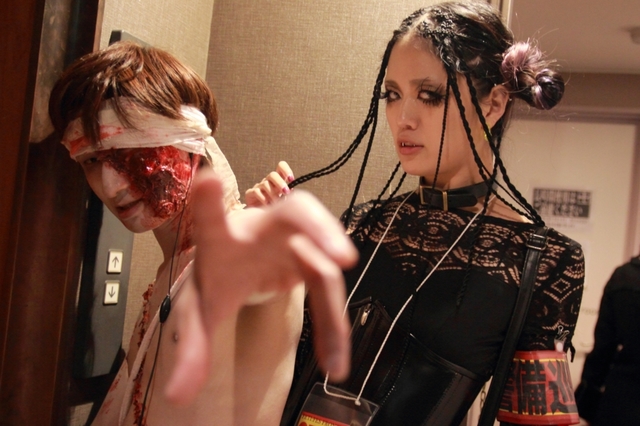 左から、ゾンビくん、ユキさん