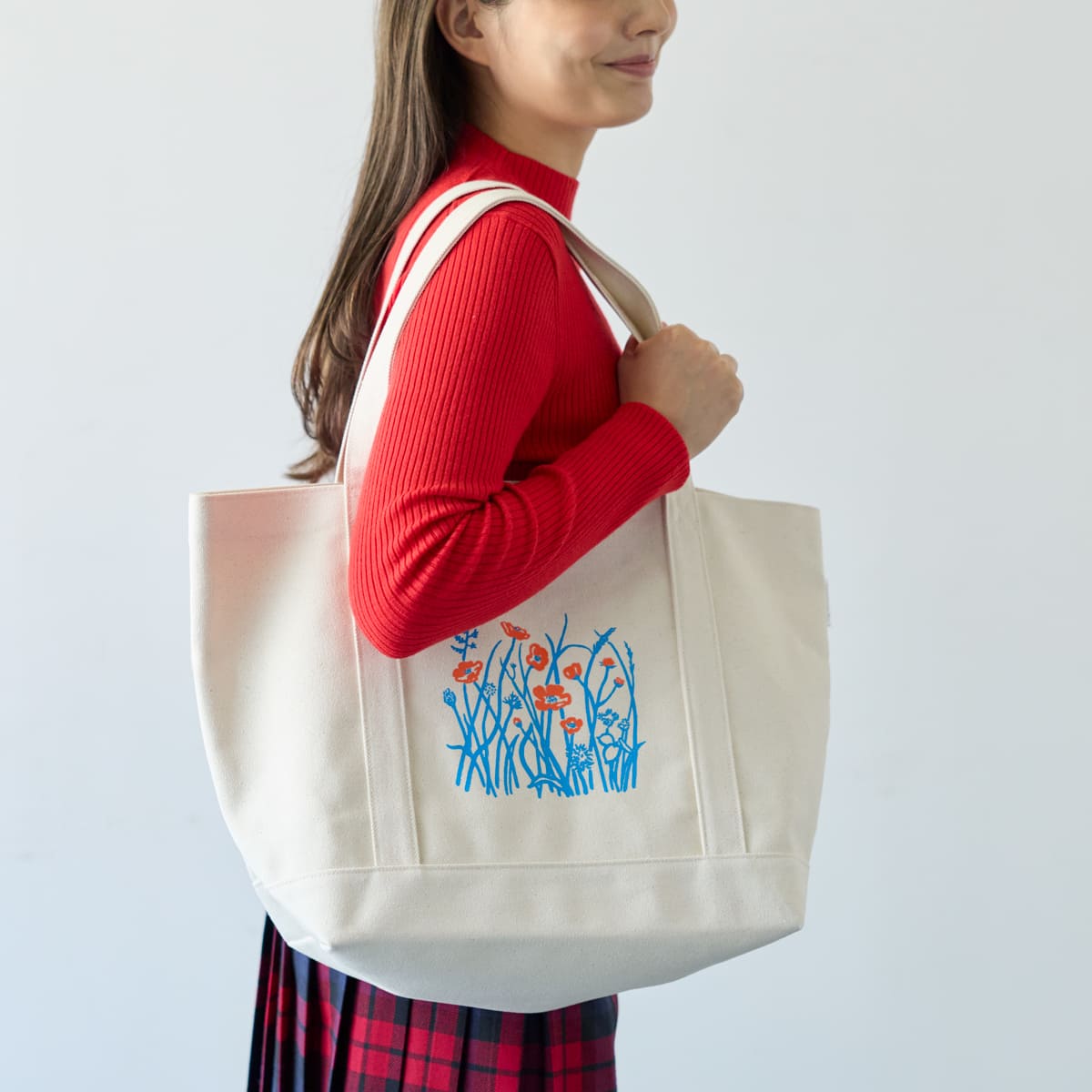 Afternoon Tea】大きめトートがかわいい「2026年福袋」の中身が豪華