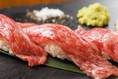 本店名物！黒毛和牛肉寿司盛り合わせ