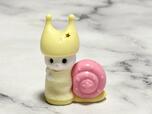 カタツムリモチーフの帽子を被せて完成。かわいすぎる…!