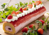 ストロベリーロールケーキ