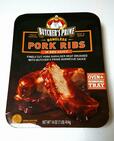 【No.18】【コストコ BONELESS PORK RIBS ポークリブ（骨なし） 454g 768円】甘みのあるバーベキューソースがたっぷり絡んだ、大小さまざまな豚肉の塊がゴロゴロ入っていてボリューム満点。厚みのある豚肉は、角煮のように柔らかい食感に仕上がっています。