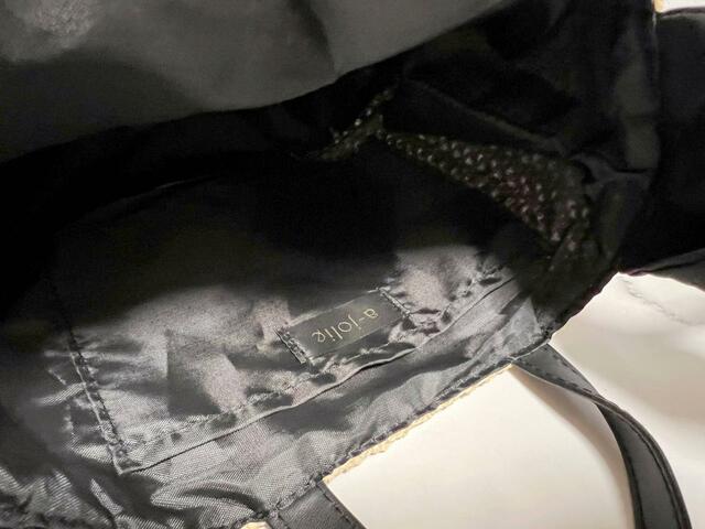 ポケットがひとつついています♪【a-jolie（アジョリー）PEARL BASKET 2WAY BAG】