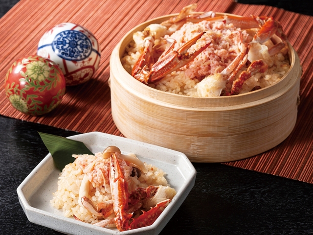 「蟹おこわ」<期間:2026年1月22日〜>【時間無制限で本格中華の“ごちそう”が食べ放題!「蟹おこわ」や「エビチリ」が味わえる贅沢三昧な『ごちそうコース』が新登場!】