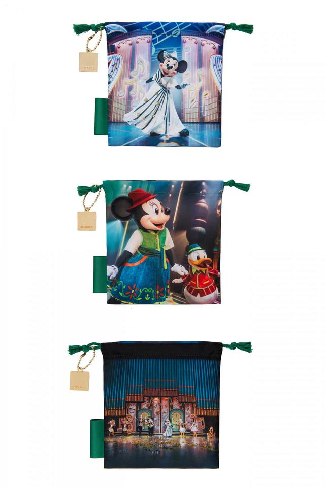 きんちゃくセット 2,700円｜サイズ：（1枚あたり）縦約17×横約16cm、3枚セット｜Imagining the Magic「ミッキーのマジカルミュージックワールド」｜販売店舗：東京ディズニーランド「ビレッジショップス」