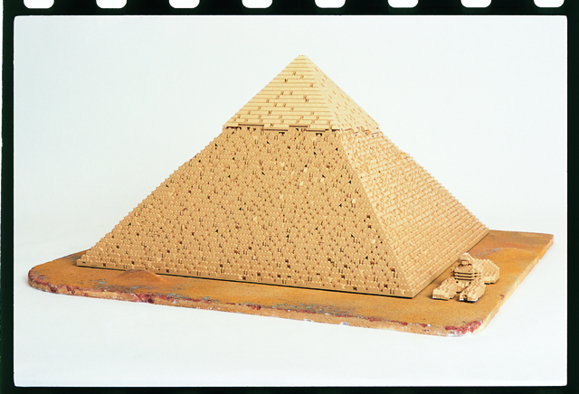 40万のレゴブロックでつくられた「世界遺産」