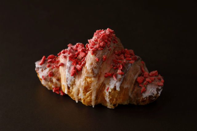 あまおうクロワッサン