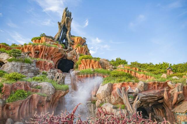 東京ディズニーランド「スプラッシュ・マウンテン“びしょ濡れMAX”」