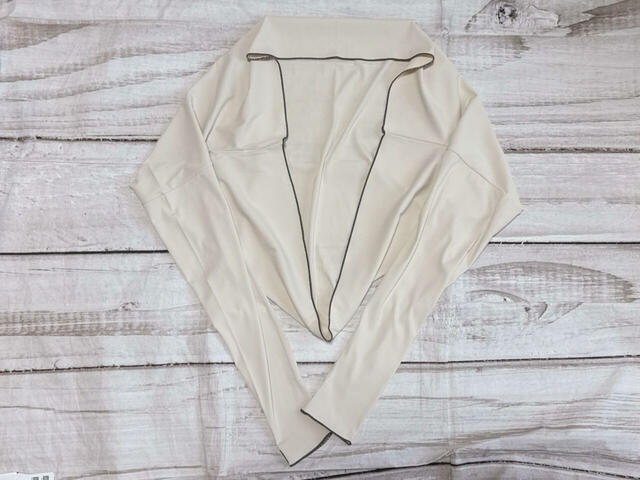 珍しいボレロ型のアームカバー！