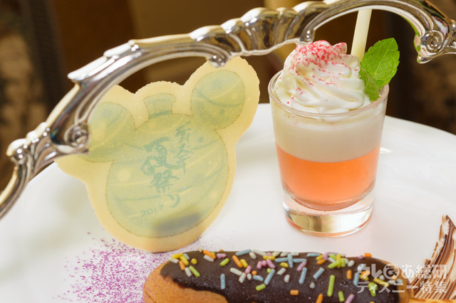 “ディズニー夏祭り”アフタヌーンティーセット 3190円｜ドリーマーズ・ラウンジ