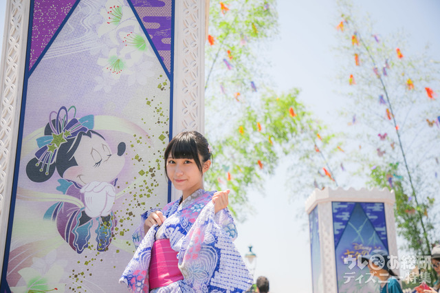 正面は意外と逆光で空が白い