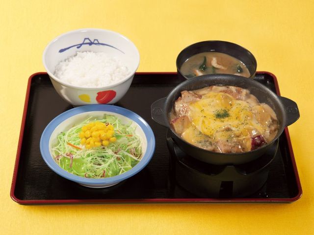 シュクメルリ鍋定食