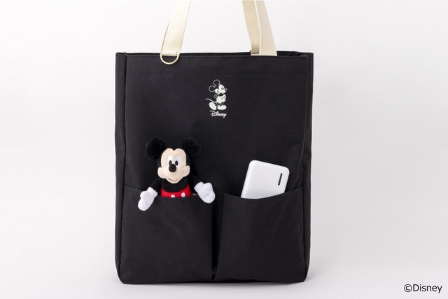 ぬいぐるみや小物収納に！ 便利なWフロントポケット